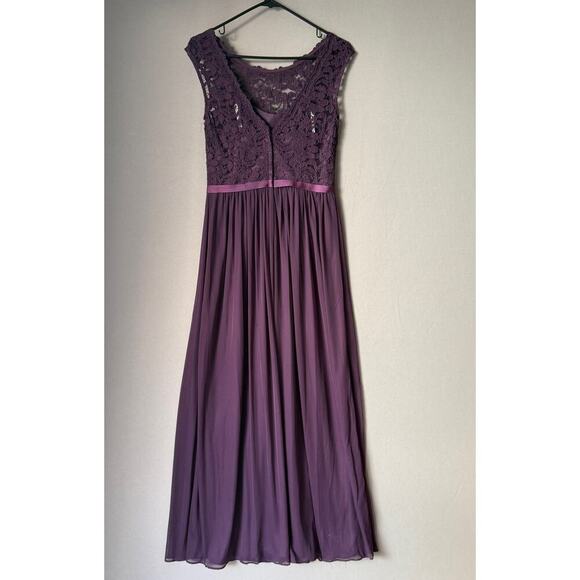 David's Bridal sz 4 Purple lace sheer maxi gown dress - Picture 3 of 10